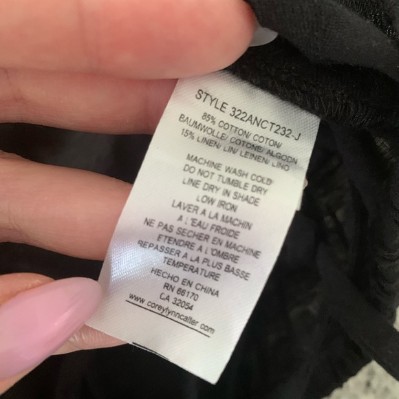 CoreyLynnCalter cropped button down cinched top - Picture 4 of 7